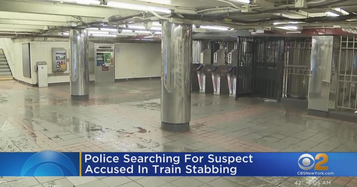 Fight leads to stabbing at Herald Square subway station - CBS New York