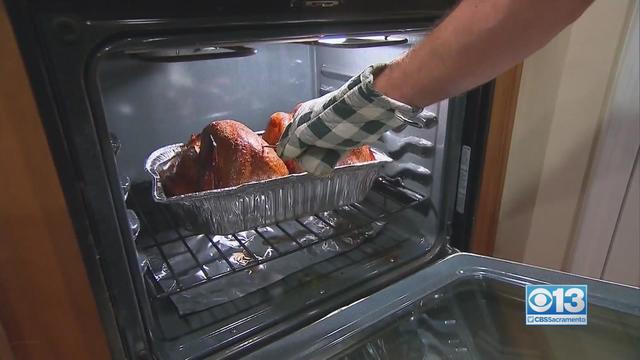 turkey-in-oven.jpg 