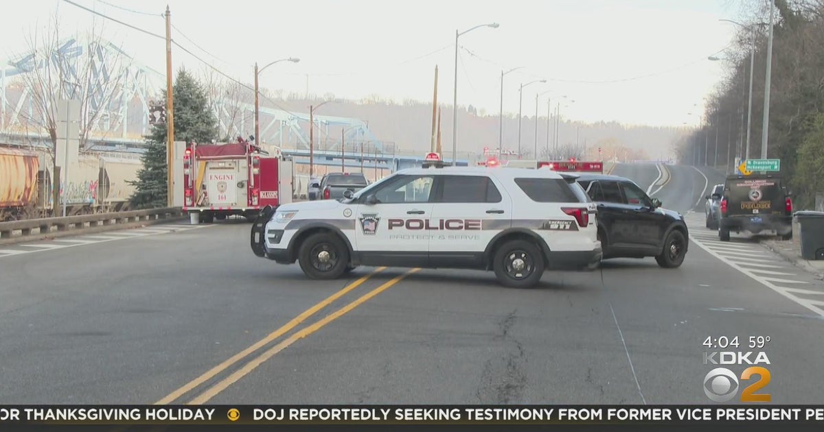 Woman killed in crash near the Mansfield Bridge - CBS Pittsburgh