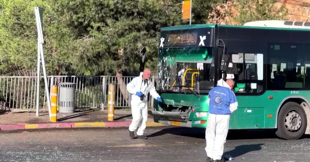 1 killed, 18 hurt, which include South Florida woman in Jerusalem assault