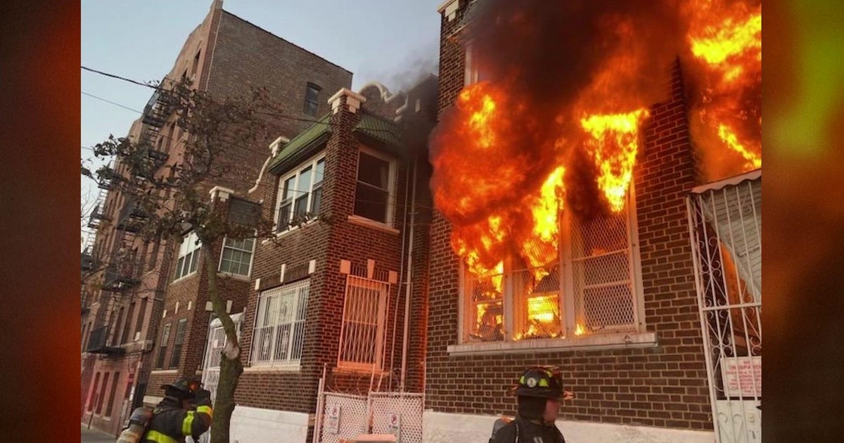 Good Samaritans help rescue family from Bronx house fire - CBS New York