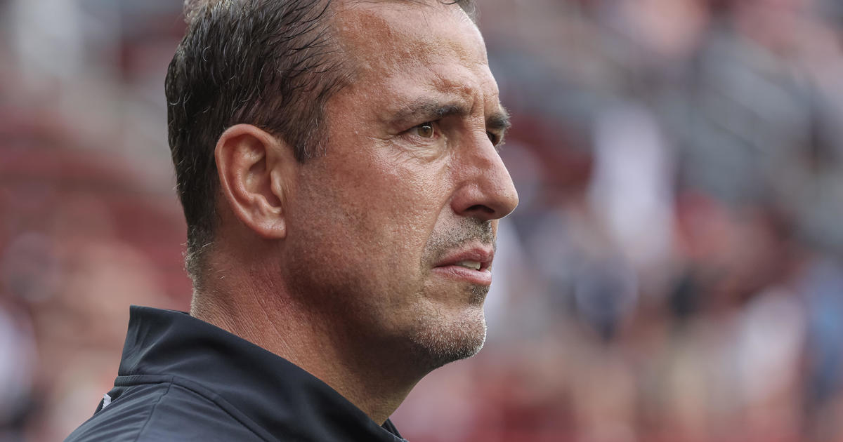 AP source: Wisconsin negotiating with Cincinnati's Fickell to be next Badgers  football coach - CBS Minnesota