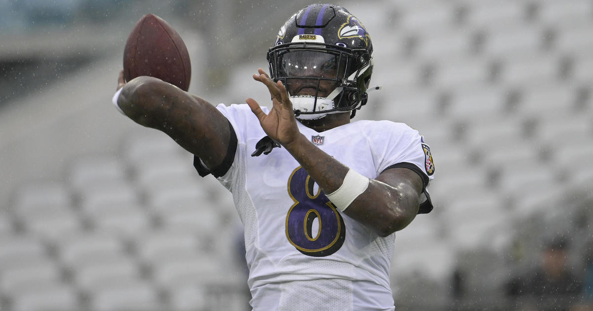 Defamation of my character': Ravens' Lamar Jackson responds to ESPN story  saying he tweeted 'anti-gay phrase' at fan - CBS Baltimore