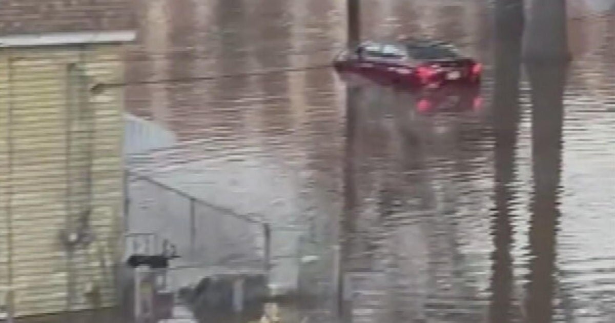 Flooded Lowell streets, basements force some out of homes for 1to2