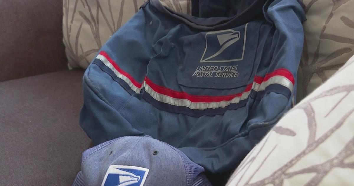 Postal Worker Robbed Of Mail Master Key At Gunpoint Cbs Chicago 4255