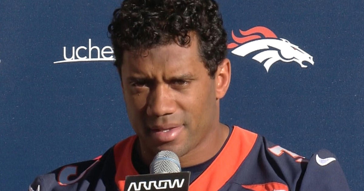 Russell Wilson wird von den Denver Broncos entlassen Russell Wilson wird von den Denver Broncos entlassen