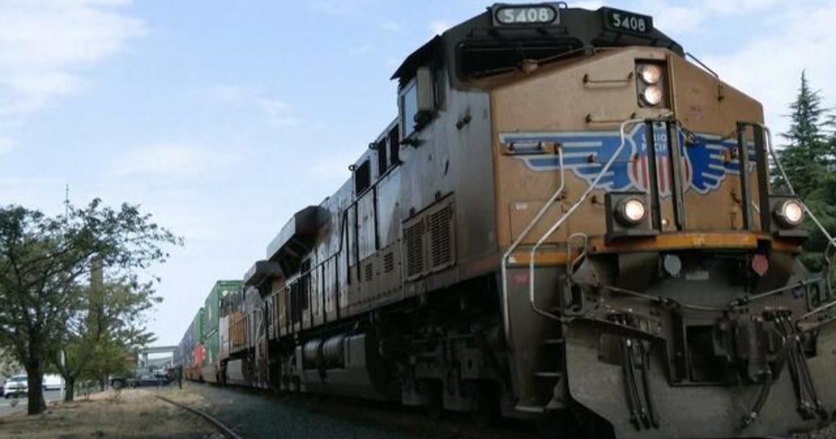 Labor deal to avoid rail strike heads to Senate during holiday shipping rush