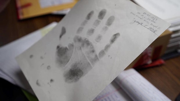 Joseph Mills' 1984 palm print