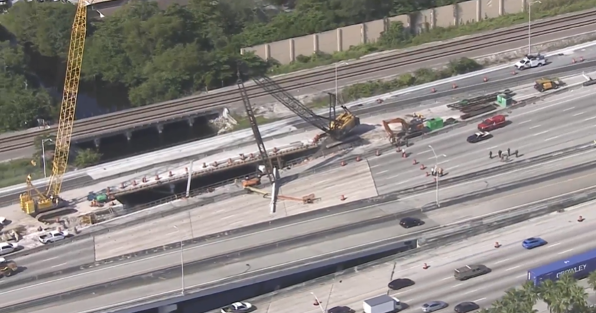 2 workers hurt in the course of crane incident that resulted in closure of southbound lanes of I-95 in Fort Lauderdale