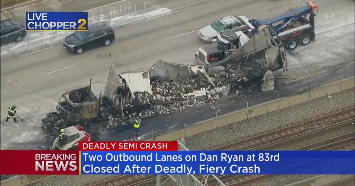 2 Lanes Closed On Dan Ryan Expressway After 1 Dead In Fiery Crash Cbs