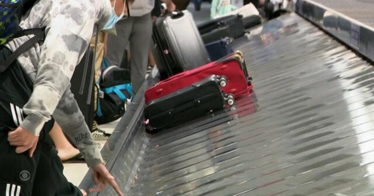 Alabama center sells the unclaimed luggage of thousands of airline travelers