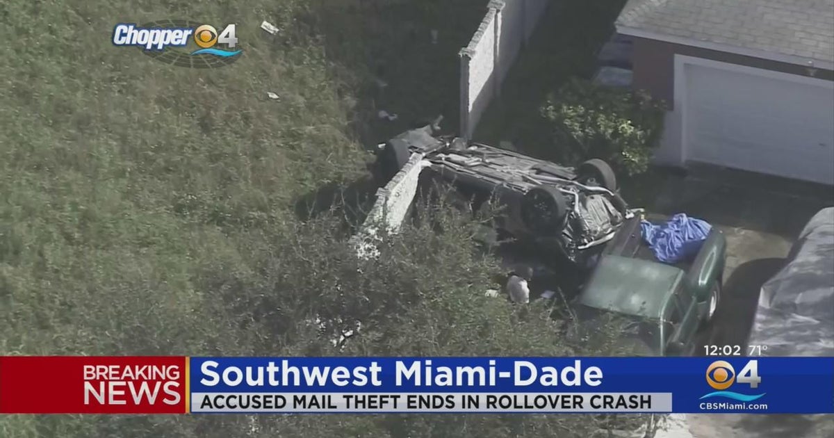 Crash involved mail theft suspects in SW Miami-Dade, police say - CBS Miami