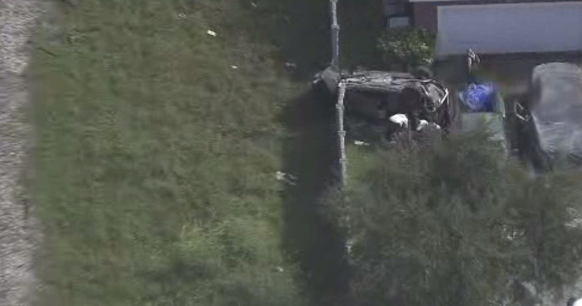 3 mail theft suspects in custody, fourth at substantial after rollover crash in SW Miami-Dade, police say