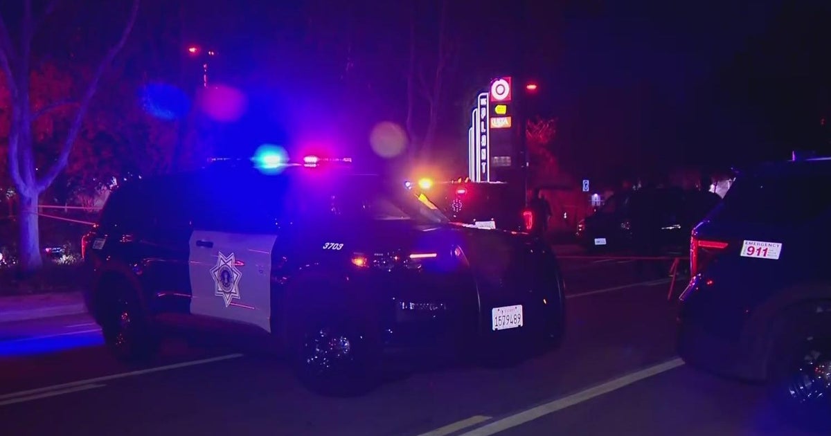 Pedestrian killed in San Jose's 61st traffic fatality of 2022 - CBS San ...