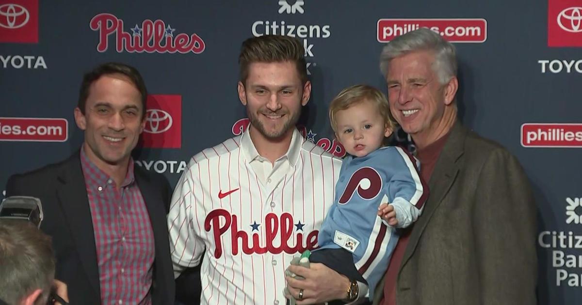 Phillies make Turner signing official, reveal jersey number - CBS  Philadelphia