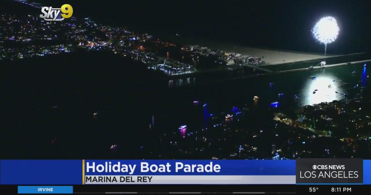 60th Annual Holiday Boat Parade in Marina Del Rey CBS Los Angeles