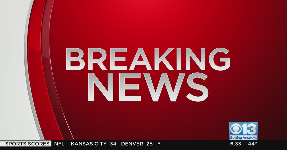 Driver crashes into Sacramento restaurant