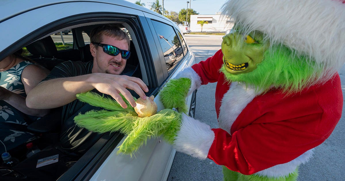 “Officer Grinch” gives driver onions instead of tickets in Key Largo “Officer Grinch” gives driver onions instead of tickets in Key Largo