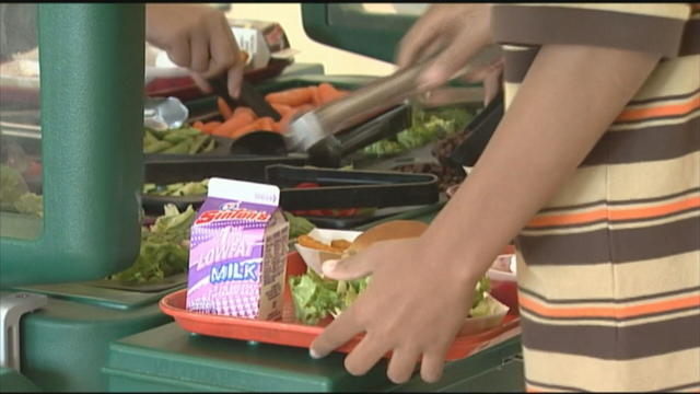 school-lunch-tray.jpg 