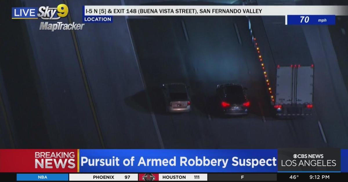 Police Chasing Armed Robbery Suspect In Pursuit - CBS Los Angeles