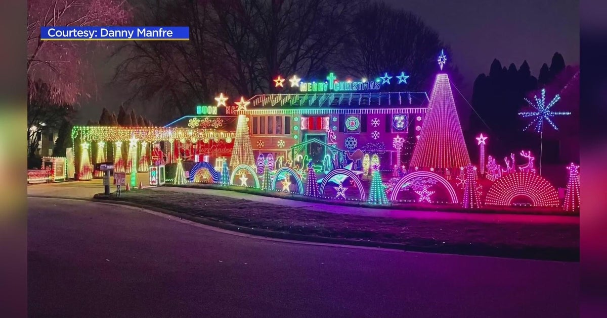 Manfre family plans all year to create holiday display in dyer indiana