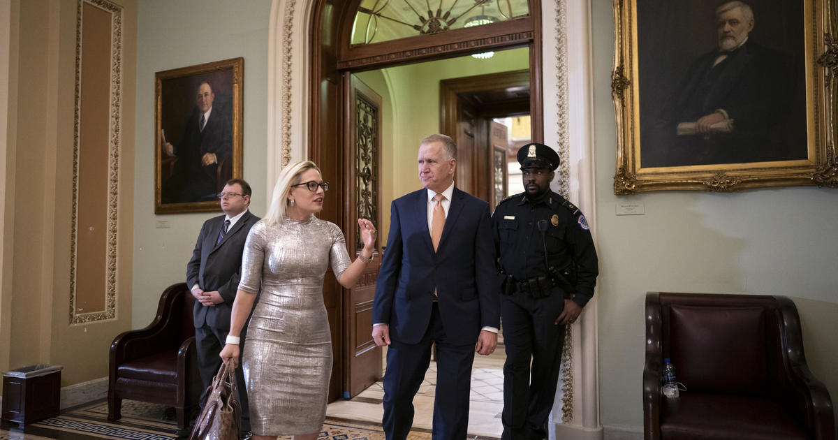 Last-minute push to pass bipartisan immigration deal fails, dooming yet another reform effort