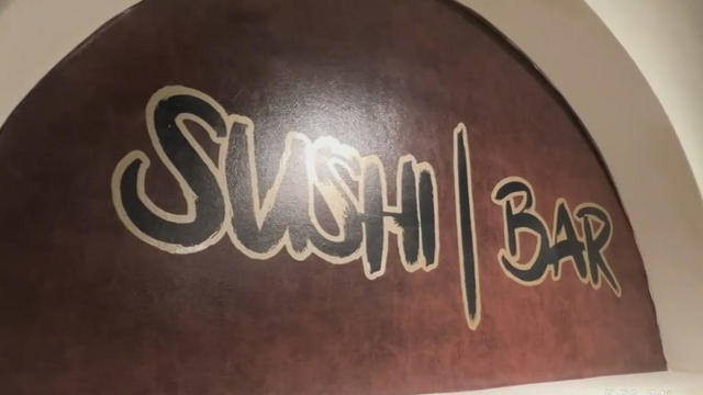 sushi-bar.jpg 