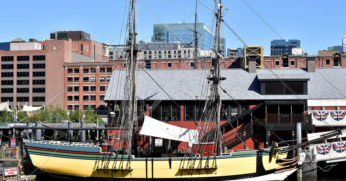 Who Invented the Teabag? - Boston Tea Party Ships