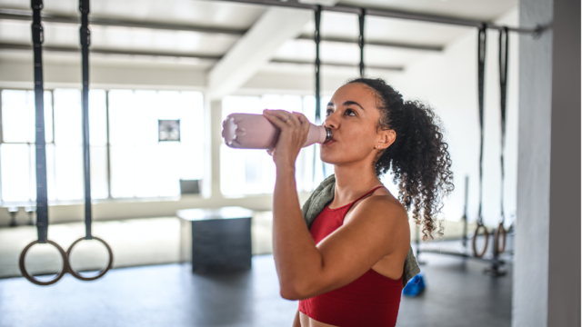 Best water bottles to take to the gym in 2023 - CBS News