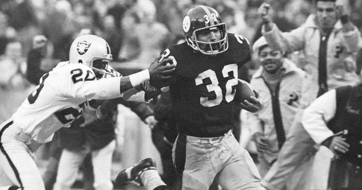 Franco Harris tribute: Penn State players don No. 34 jerseys for Rose Bowl  arrival