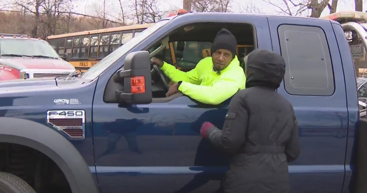 Tonight at 10: New Chicago tow ordinance is not putting brakes on rogue ...
