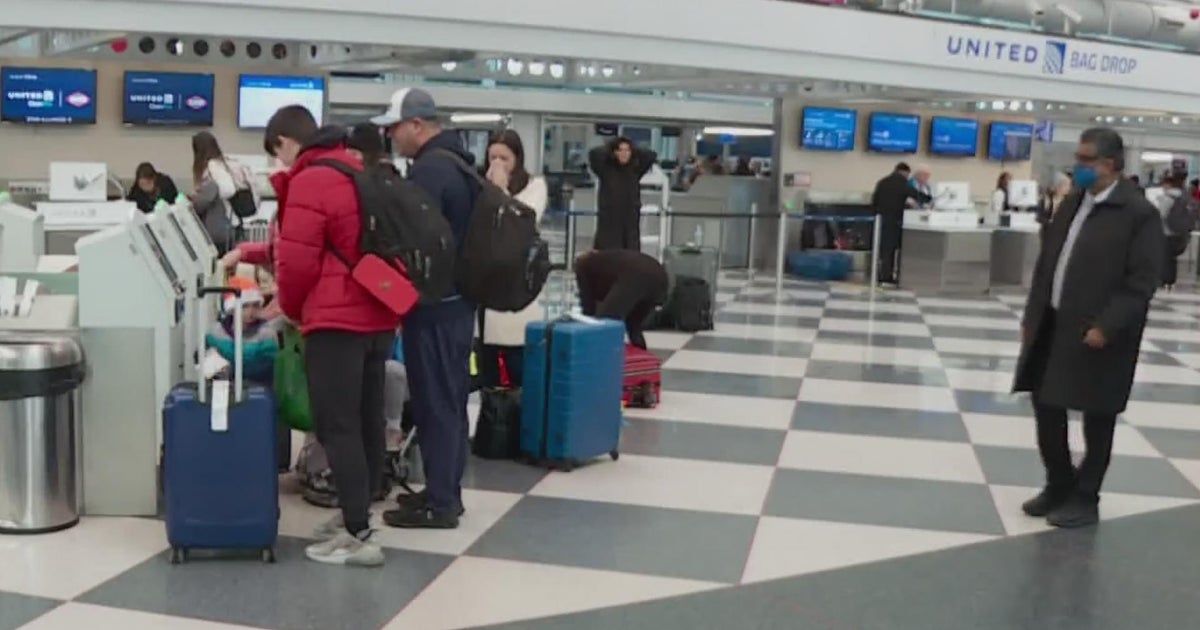 Chicago airports preparing for winter storm Thursday - CBS Chicago