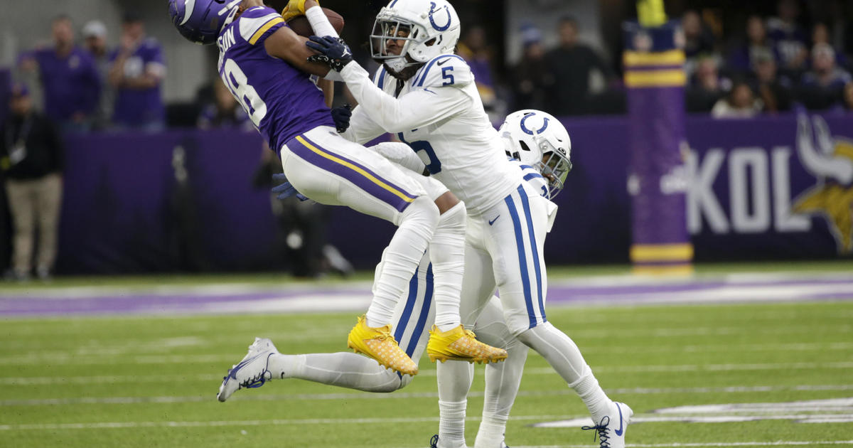 Vikings WR Justin Jefferson delivers big hit after Kirk Cousins interception