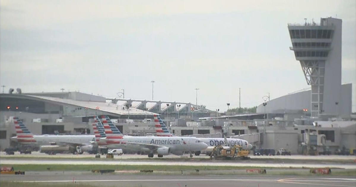 FAA orders ground stop at Philadelphia International Airport
