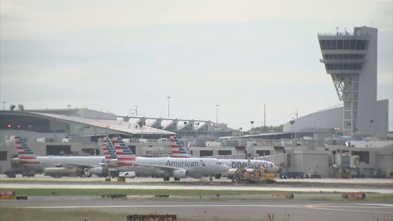 PHILADELPHIA INTERNATIONAL AIRPORT FLIGHTS visual data 4