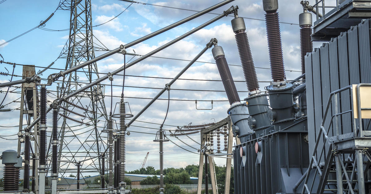 Three power substations vandalized in Washington, knocking out power for 14,000