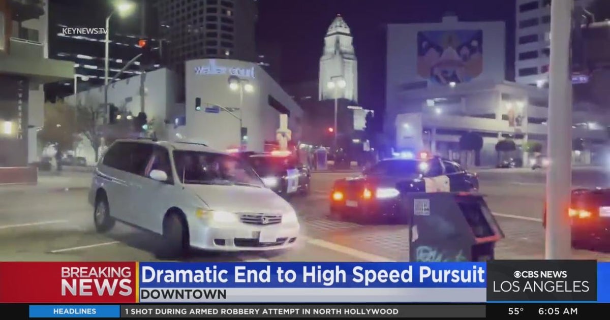 Pursuit suspect leads police chase from Orange County to DTLA - CBS Los ...