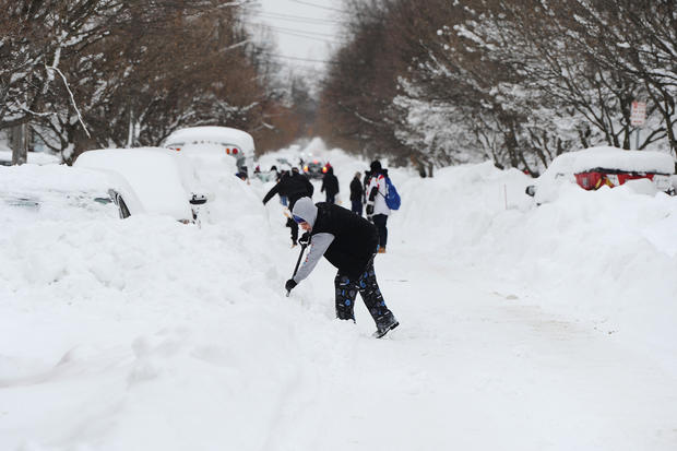 At Least 28 Dead After Historic Buffalo Blizzard That Has Paralyzed The City 