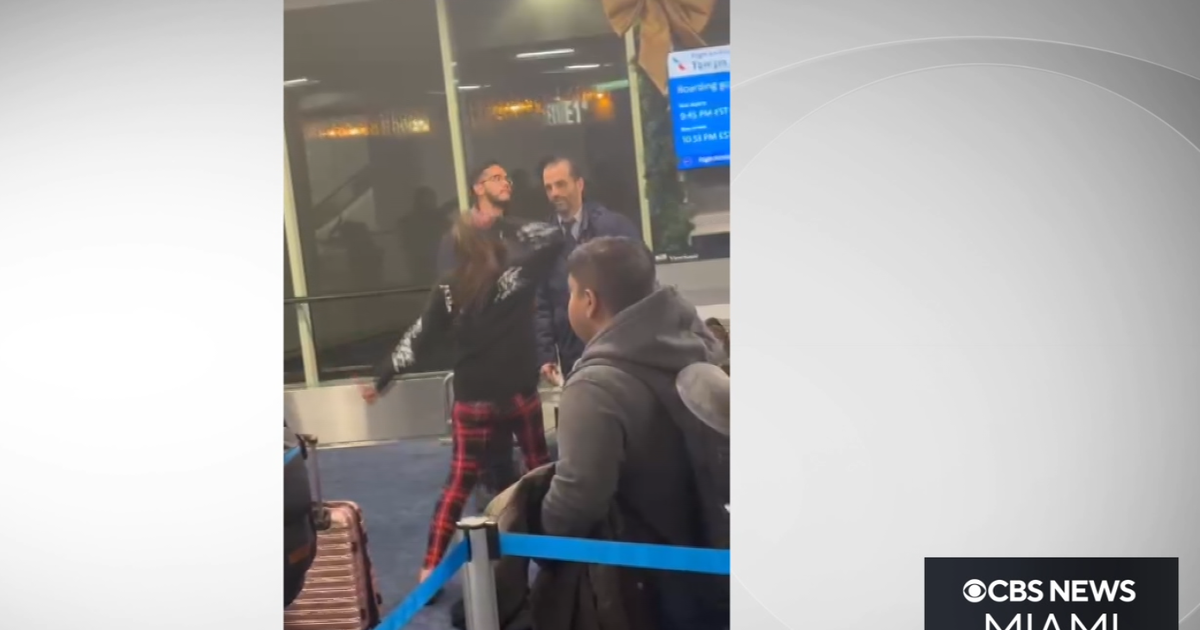 Unruly traveler at Miami International Airport detained by Miami-Dade police
