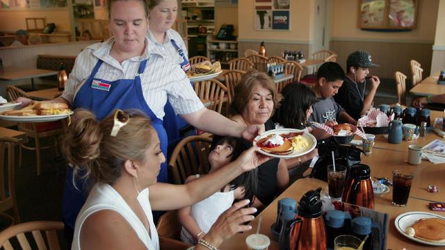 IHOP To Buy Applebees Chain For $1.9 Billion 