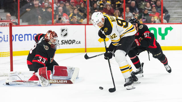 NHL: DEC 27 Bruins at Senators 