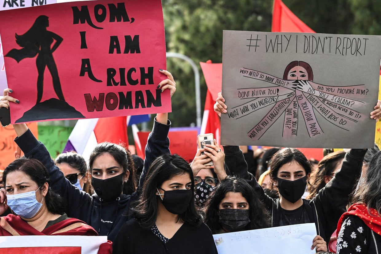 FILES-PAKISTAN-WOMEN-ASSAULT-KHAN 