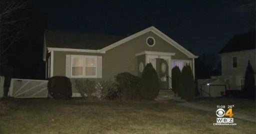 2 dead in apparent murder-suicide in Lowell on Christmas day - CBS Boston