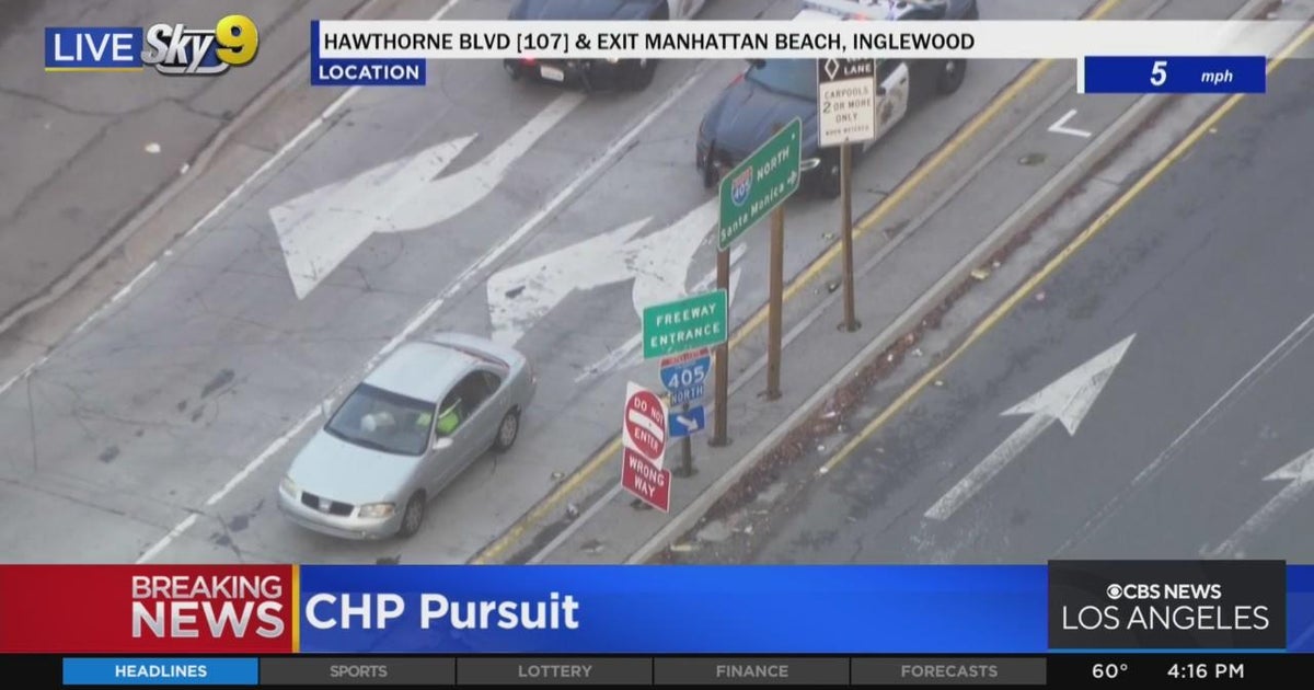 Suspect exits freeway onto surface streets in Inglewood - CBS Los Angeles
