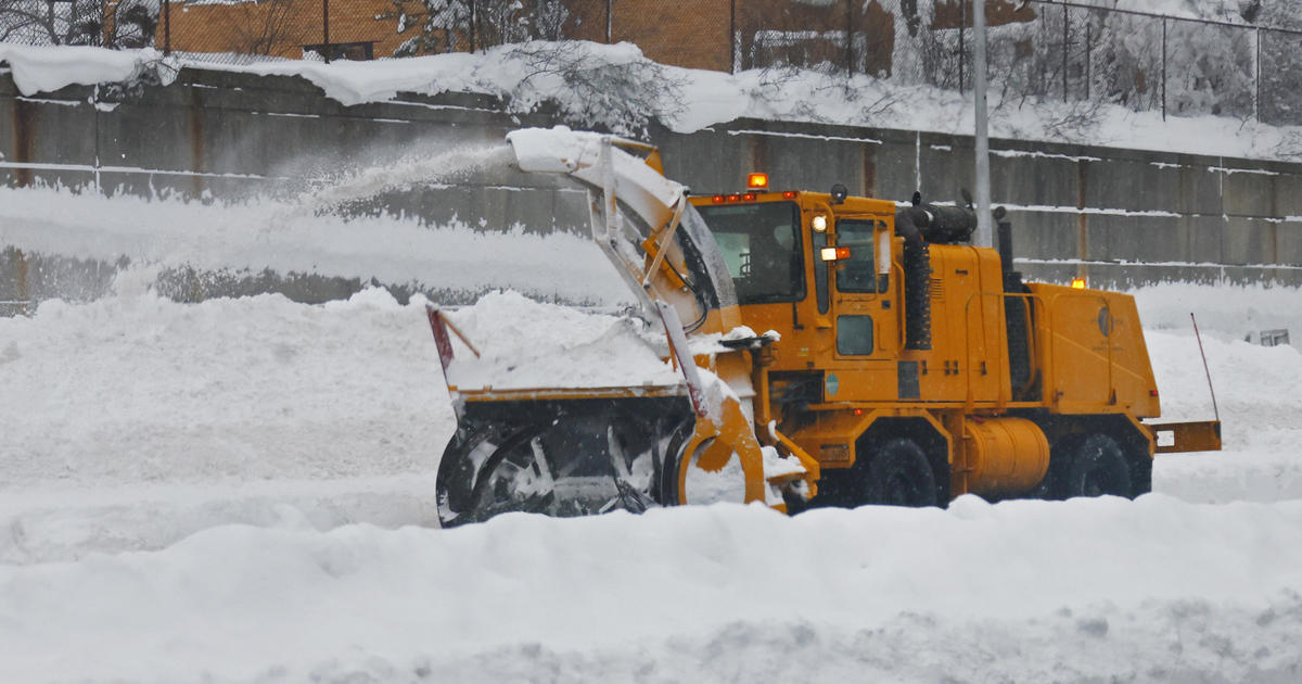 Buffalo roads reopen as search continues for victims of deadly winter storm