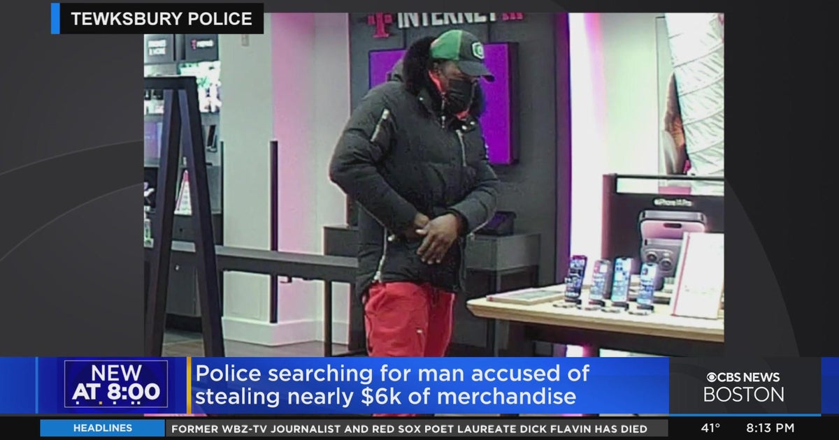 Police searching for man accused of stealing iPhones, Apple Watches ...