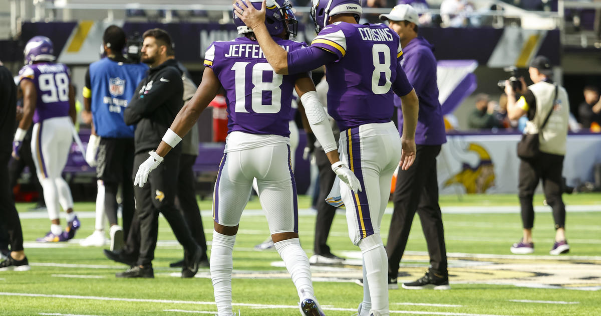 Vikings get Jefferson back for minicamp as star WR takes contract talk in  stride - The San Diego Union-Tribune