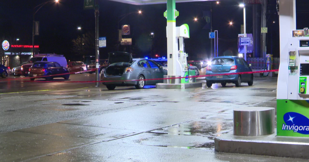 One brother shot, another arrested after fight with police CBS Chicago