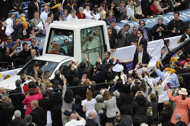 Pope Benedict XVI at Yankee Stadium in the Popemobile 