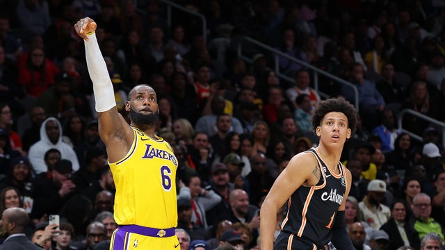 Los Angeles Lakers v Atlanta Hawks 